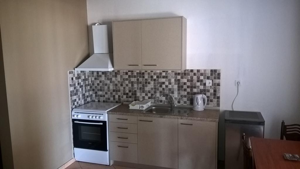 Gkoloi Studios & Apartments Kalyves Polygyrou Zewnętrze zdjęcie